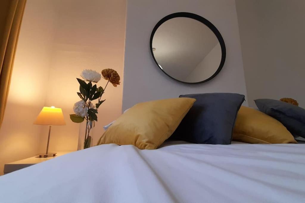 Spacious 4 Bedroom, Free Netflix, Central Location Cardiff Luaran gambar